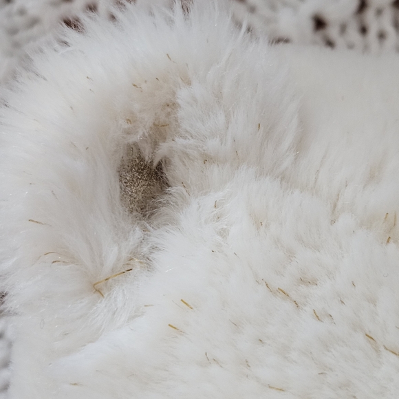 FAO Schwarz 160th Anniversary Glitter Sparkly Bear 2022 - Picture 10 of 11